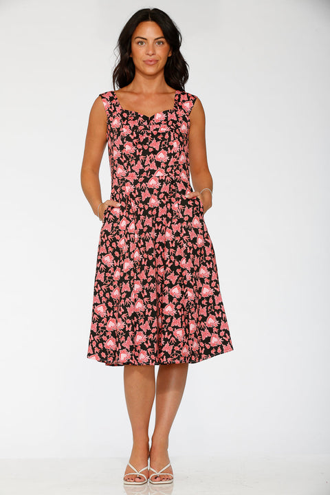 Hjerteengel Swingkjole i sort-1