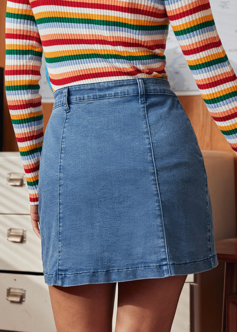 En forårs-jeansnederdel med knapper og A-linje-4