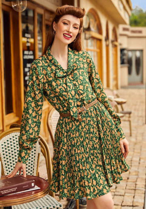 Tail to Tell Plisseret Fit&Flare Kjole-4