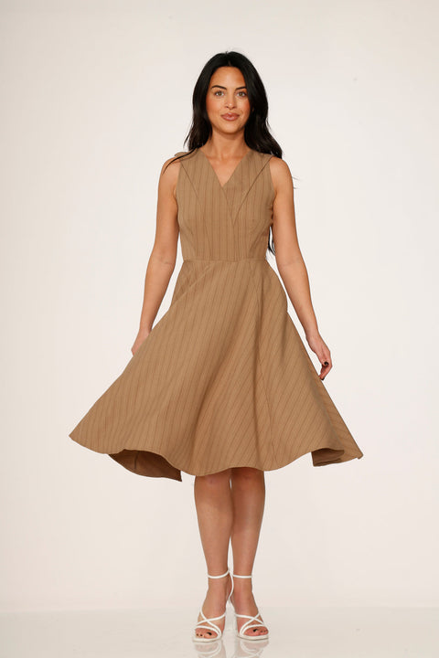 Kamelfarvet swingkjole-4