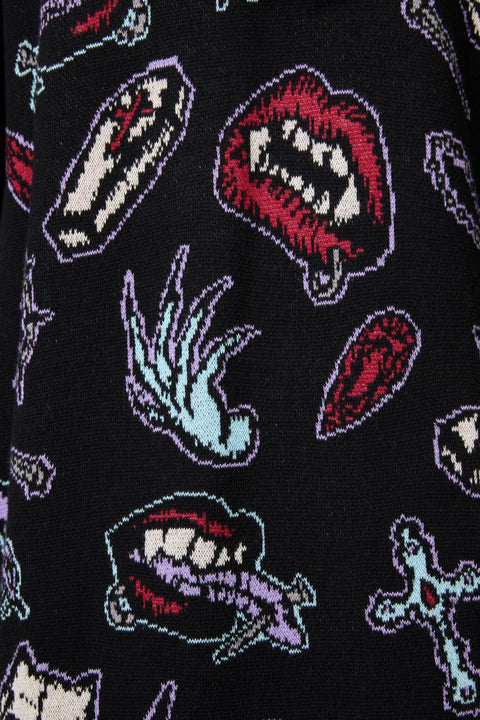 Suget ind i gotisk cardigan-1